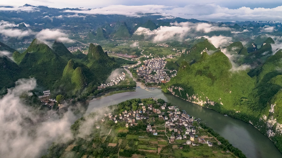 Vue aérienne de l'ancienne ville de Xingping, Chine