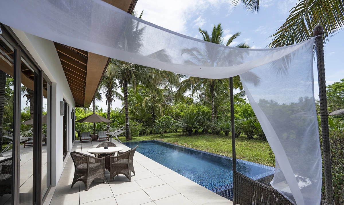 Image Villa frangipanier jardin avec piscine