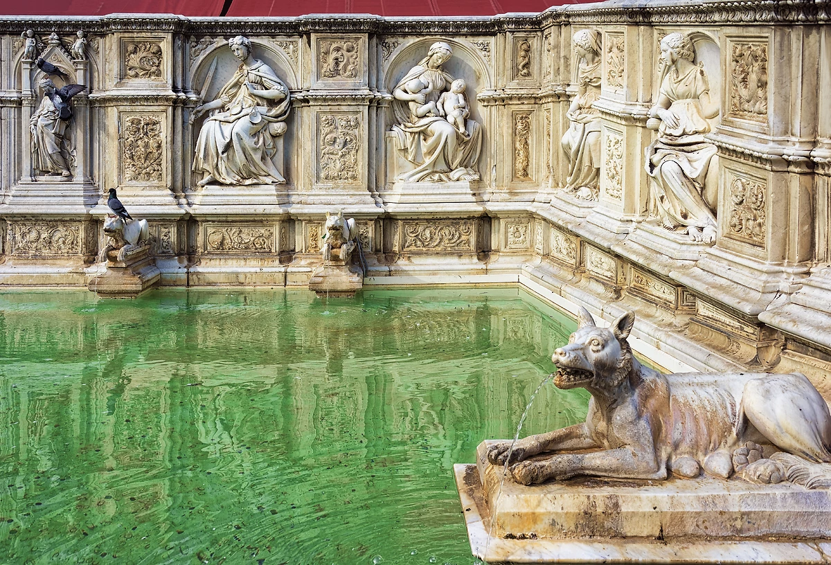 Fonte Gaia, piazza del Campo, Sienne, Toscane