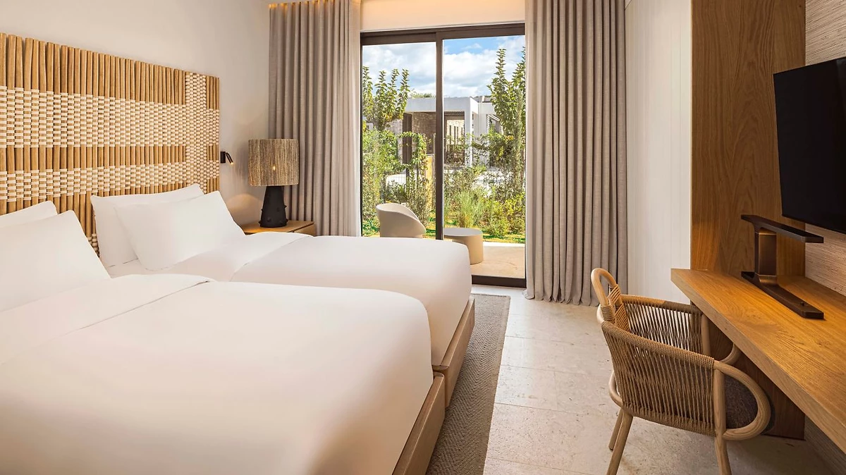 Image Villa WOW Beachfront Infinity