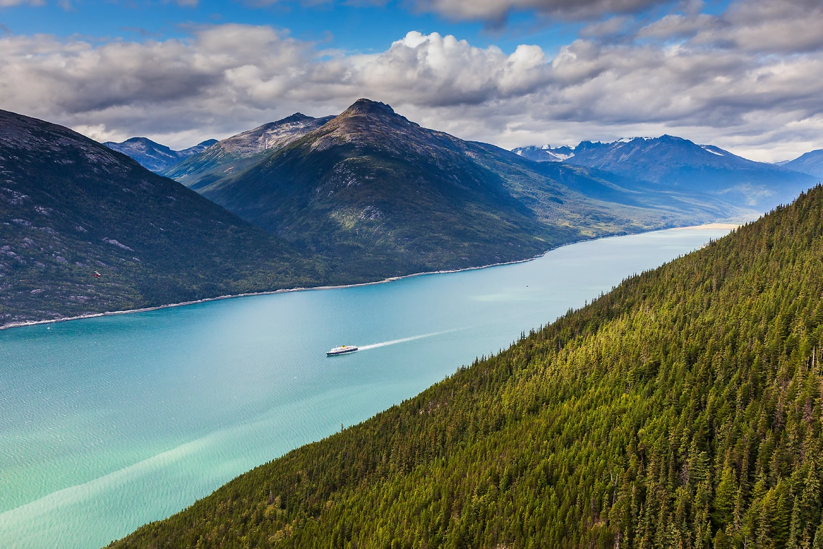 Canal de Lynn près de Haines, Alaska, États-Unis