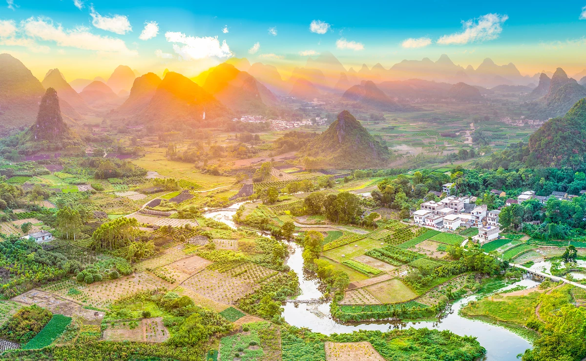 Rivière Li au lever du soelil, Guilin, Chine