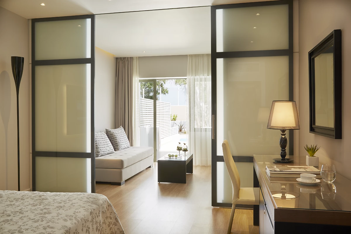 Image Suite junior avec piscine privée