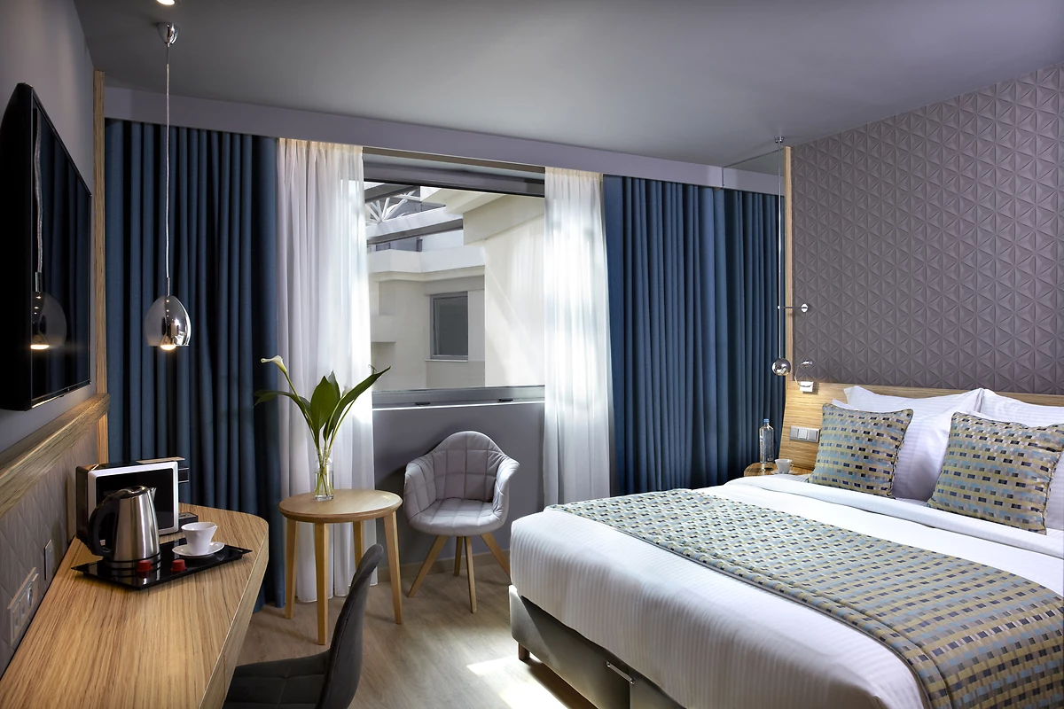 Image Chambre standard double vue Atrium