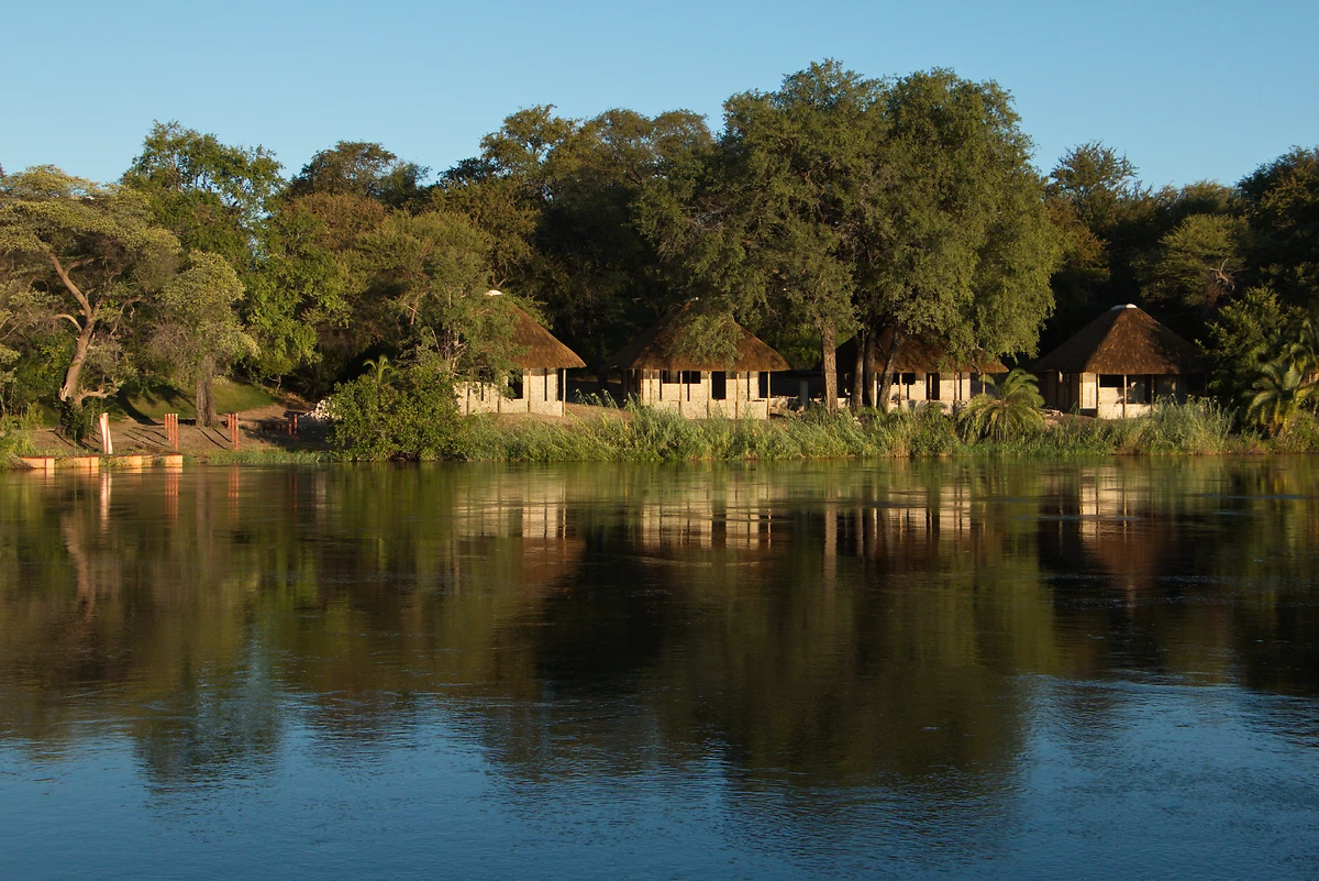 Lodge près de la rivière de l'Okawango, Namibie