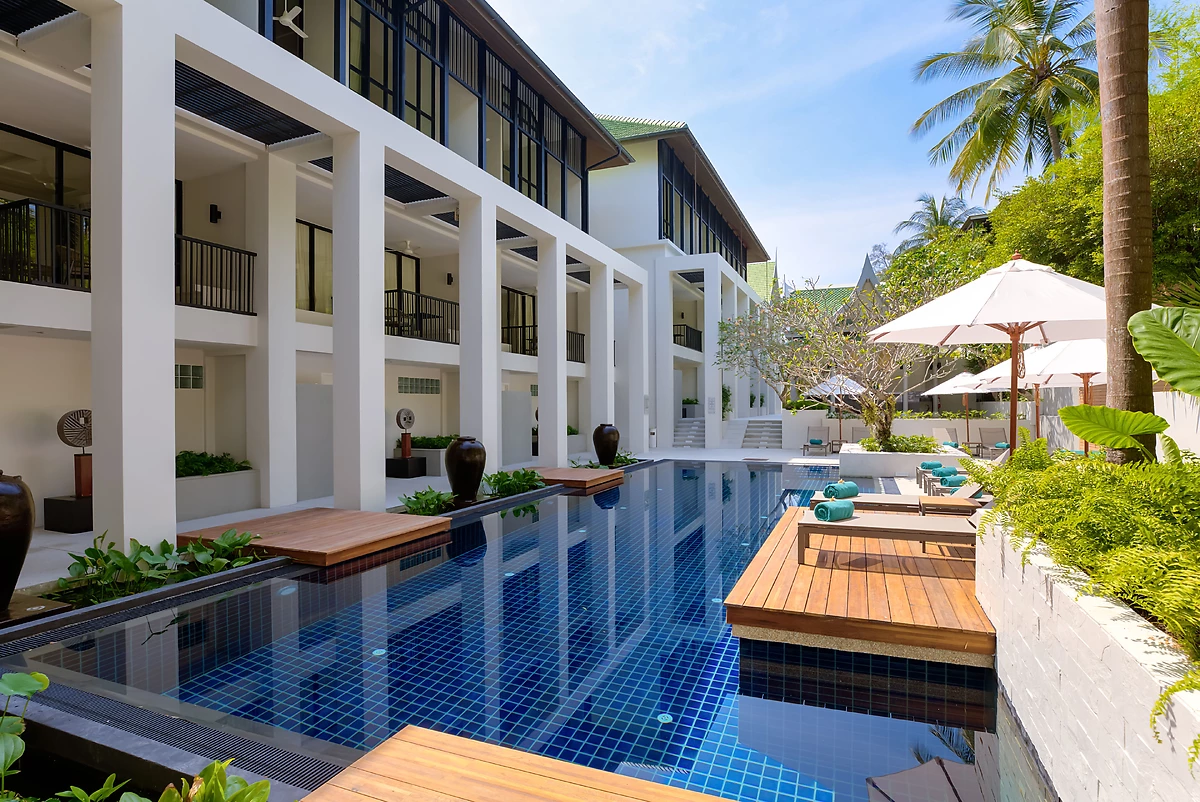 Outrigger Surin Beach Resort - 4*