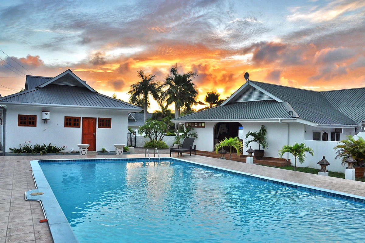 The Britannia Hotel - 3*