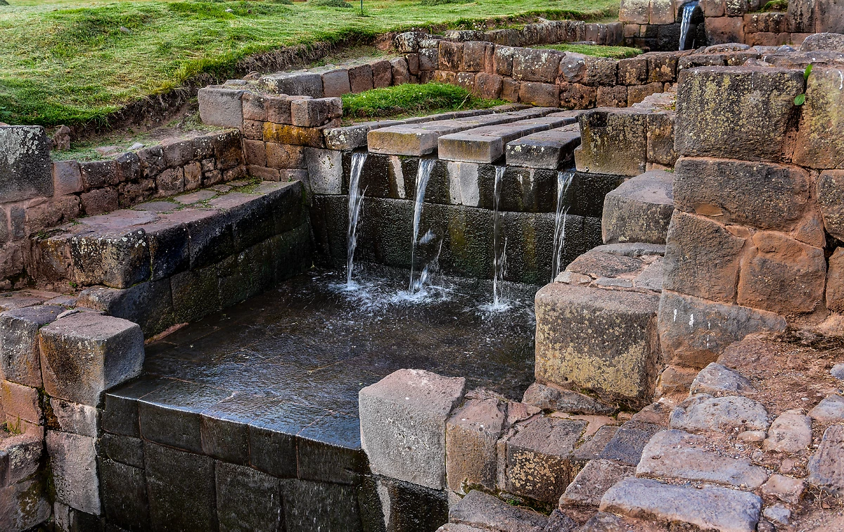 Système d'irrigation, site archéologique de Tipon, Cuzco