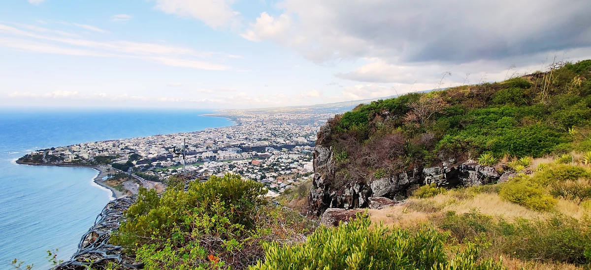 Vue sur Saint-Denis, Île de la Réunion, France