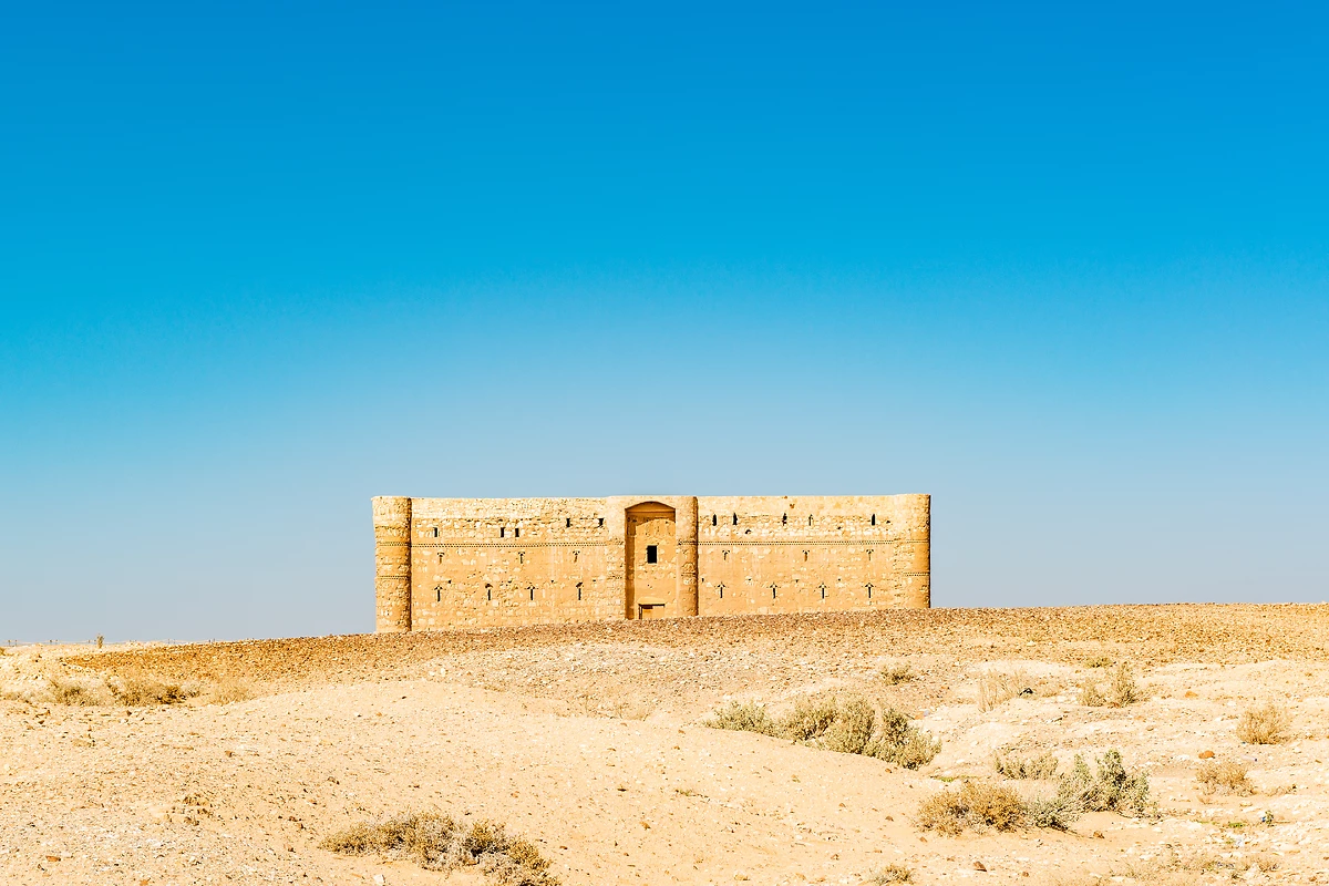 Château Qasr Al Kharanah dans le désert, Jordanie