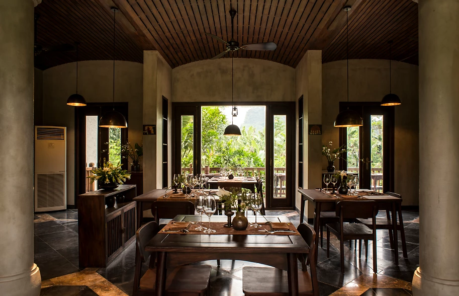 Visuel Hotel - Nham Village Resort