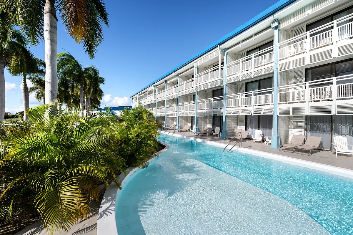 Image Preferred club suite suite swim out