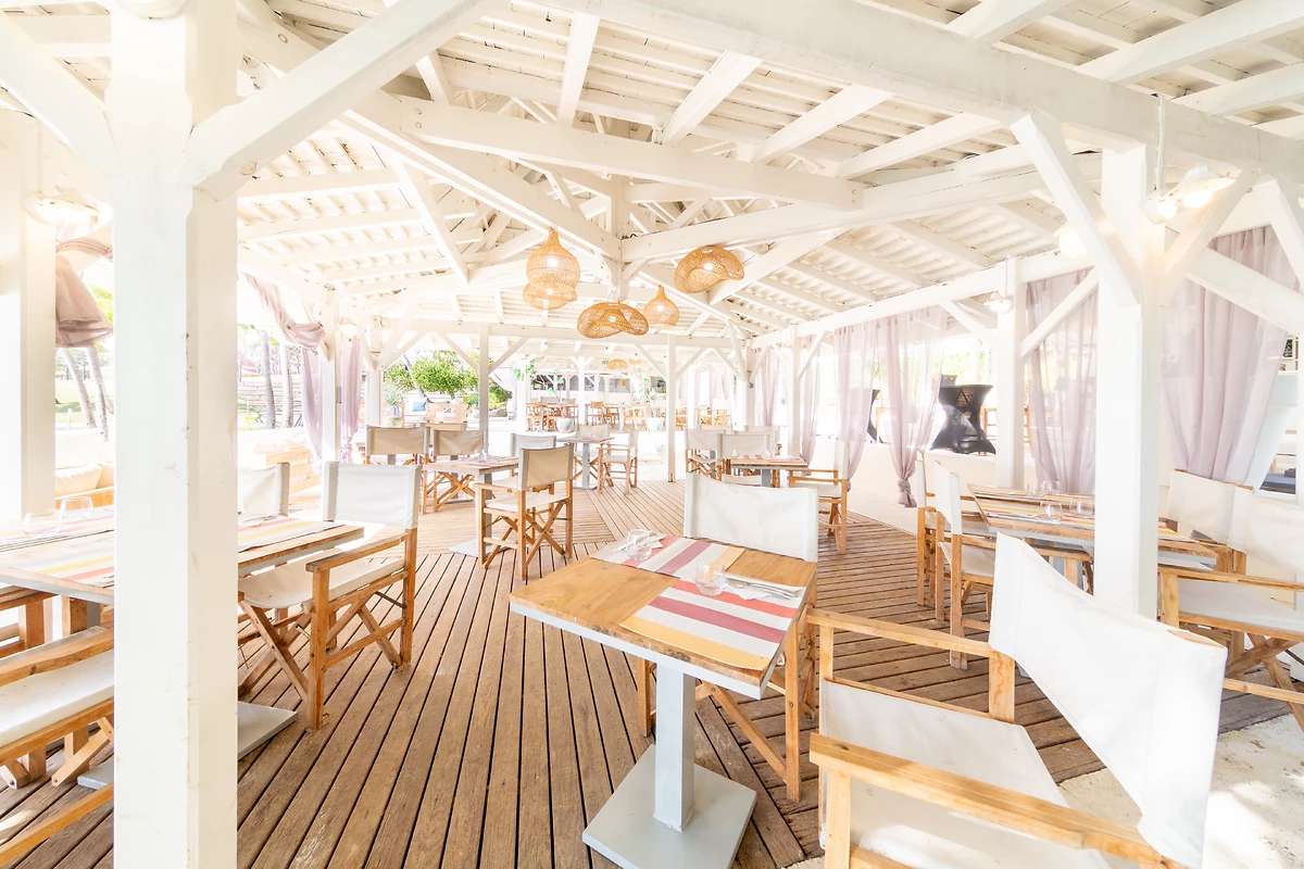 Pierre et Vacances Sainte-Anne - 3* - 4