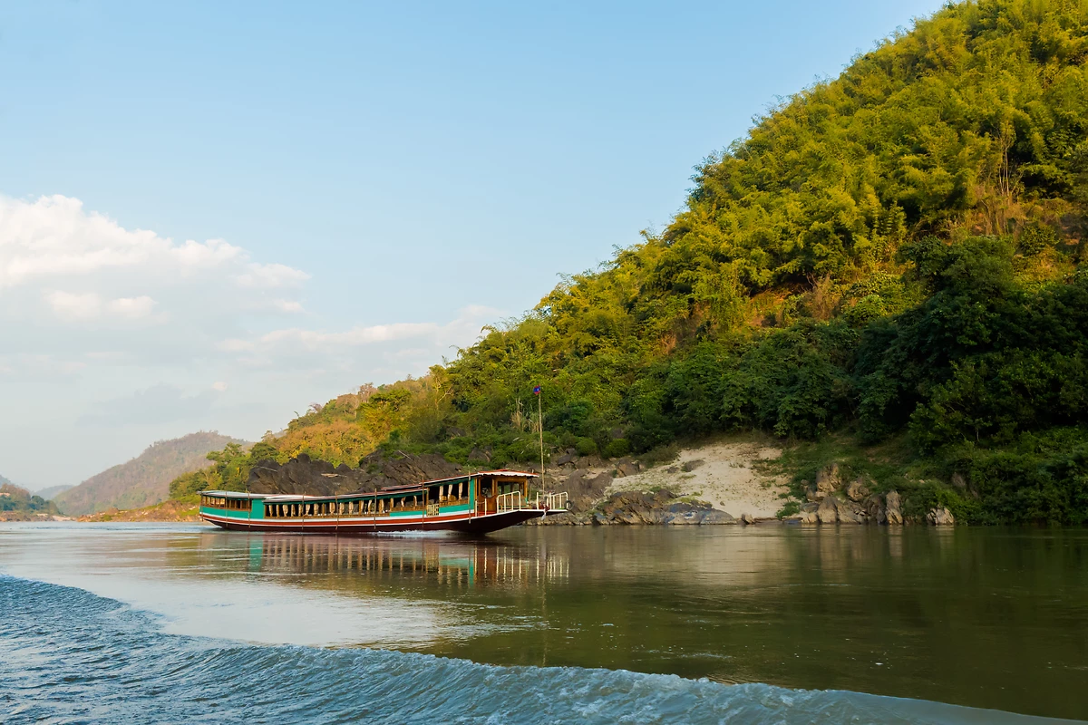 Croisière touristique sur le Mékong, Laos