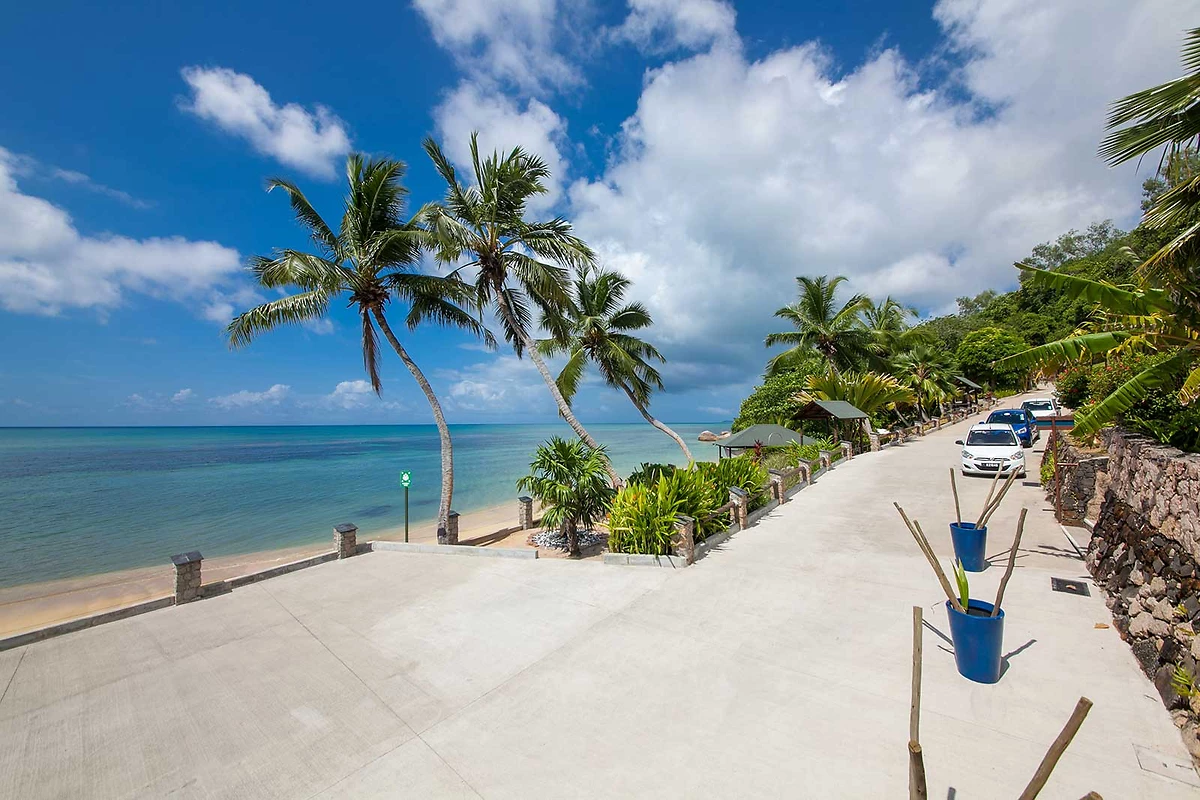 Coco de Mer & Black Parrot Suites - 4* - 5