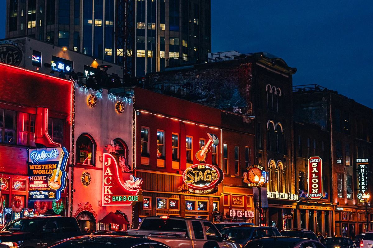 Broadway Street de nuit, Nashville, Tennessee, Etats-Unis