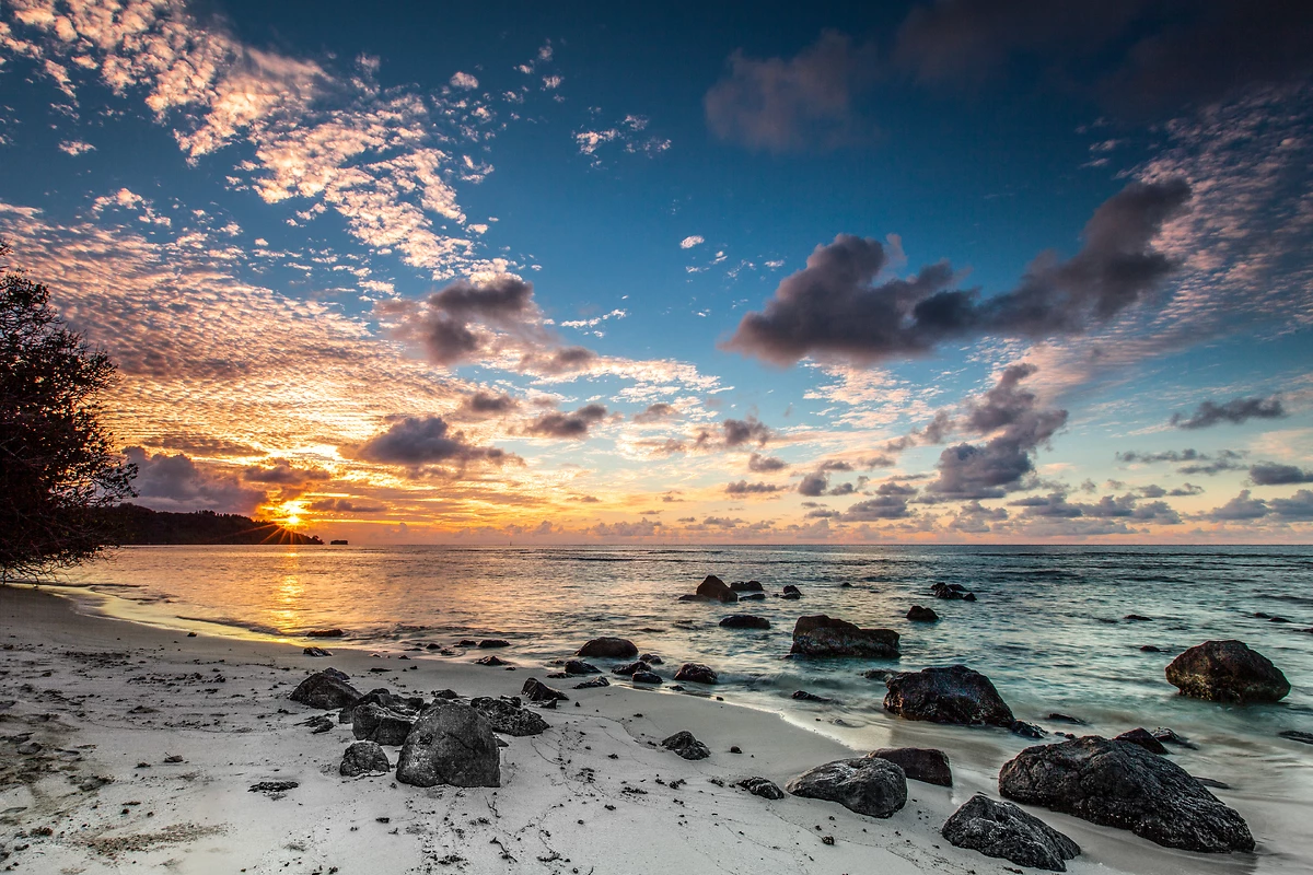 Coucher de soleil, Raivavae, Polynésie Française