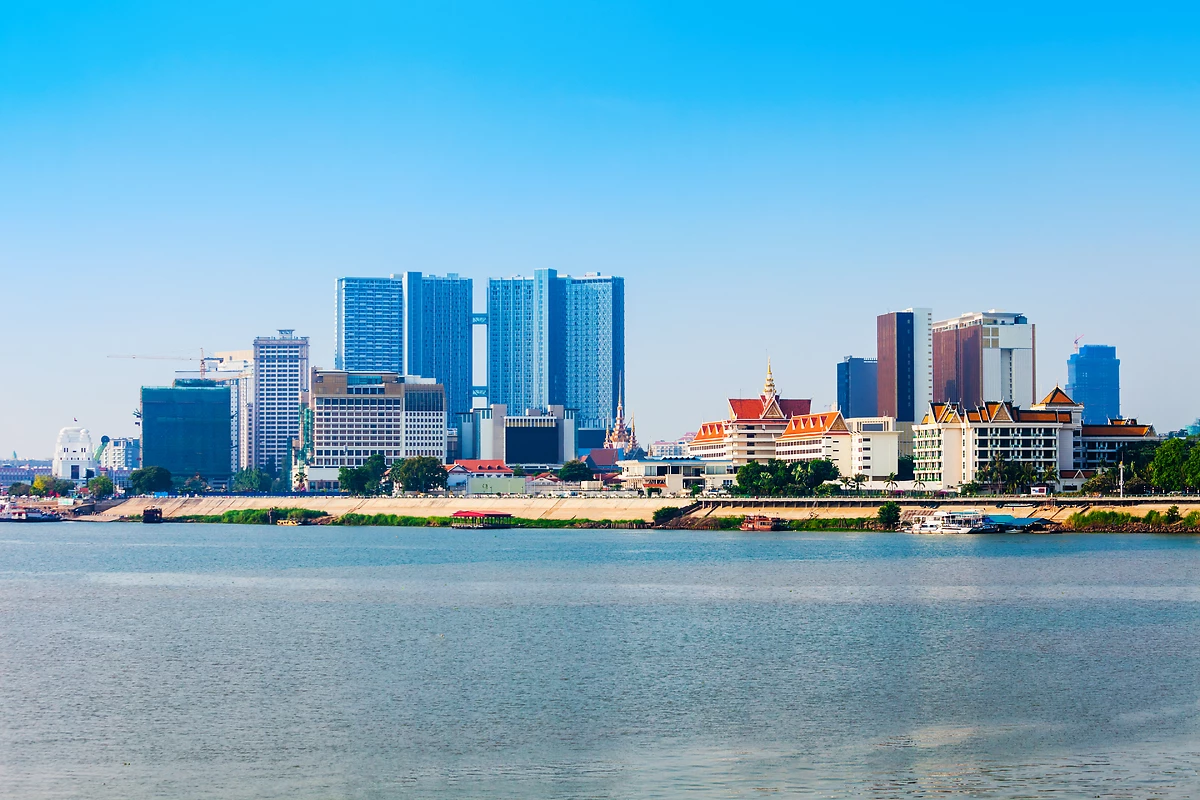 Skyline Phnom Penh, Tonle Sap, Cambodge