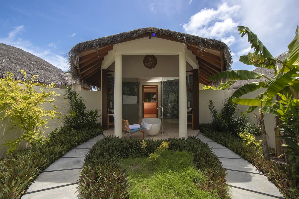 Villa plage avec piscine et bain à remous