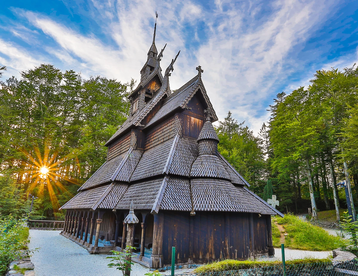 Eglise en bois debout de Fantoft, Bergen, Norvège