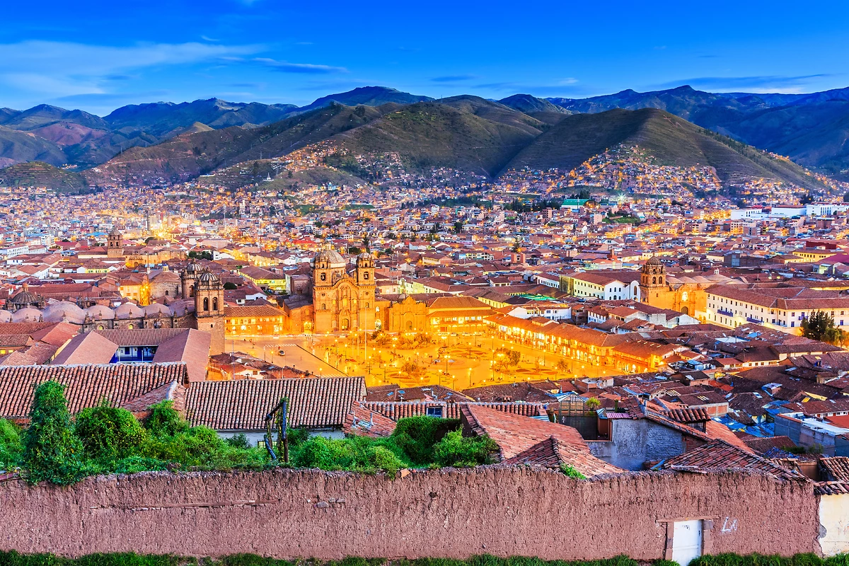 Centre-ville éclairé de Cuzco, Pérou