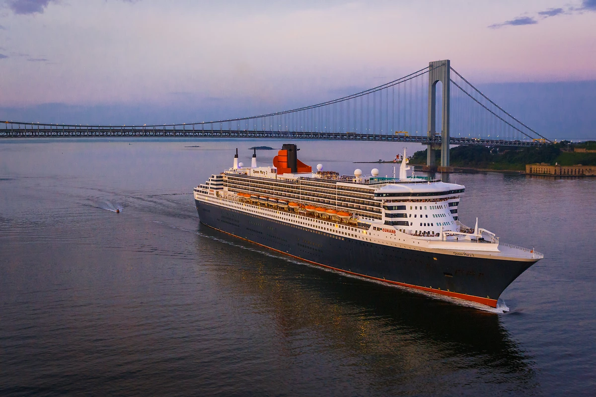 Queen Mary 2 à New York, Cunard