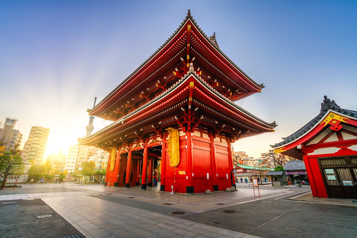 Temple Sensoji au lever du soleil, Asakusa, Tokyo