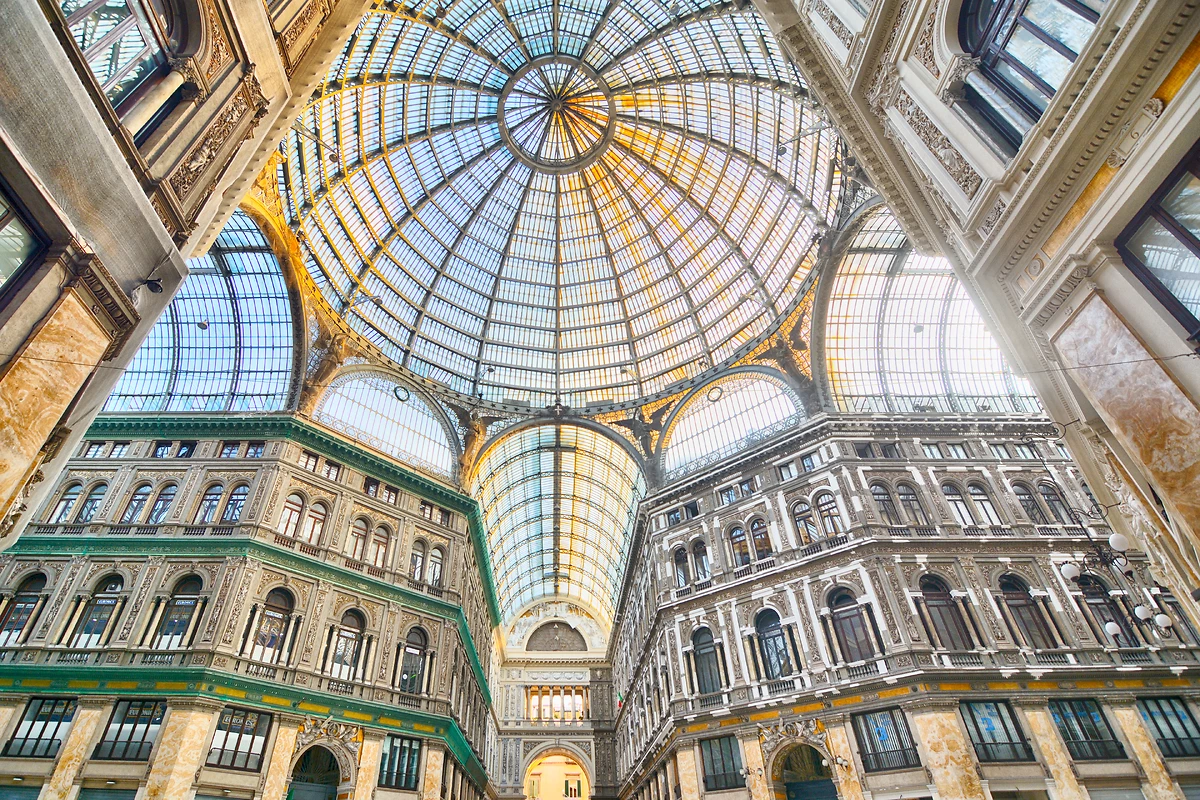 Galleria Umberto I, Naples, Italie