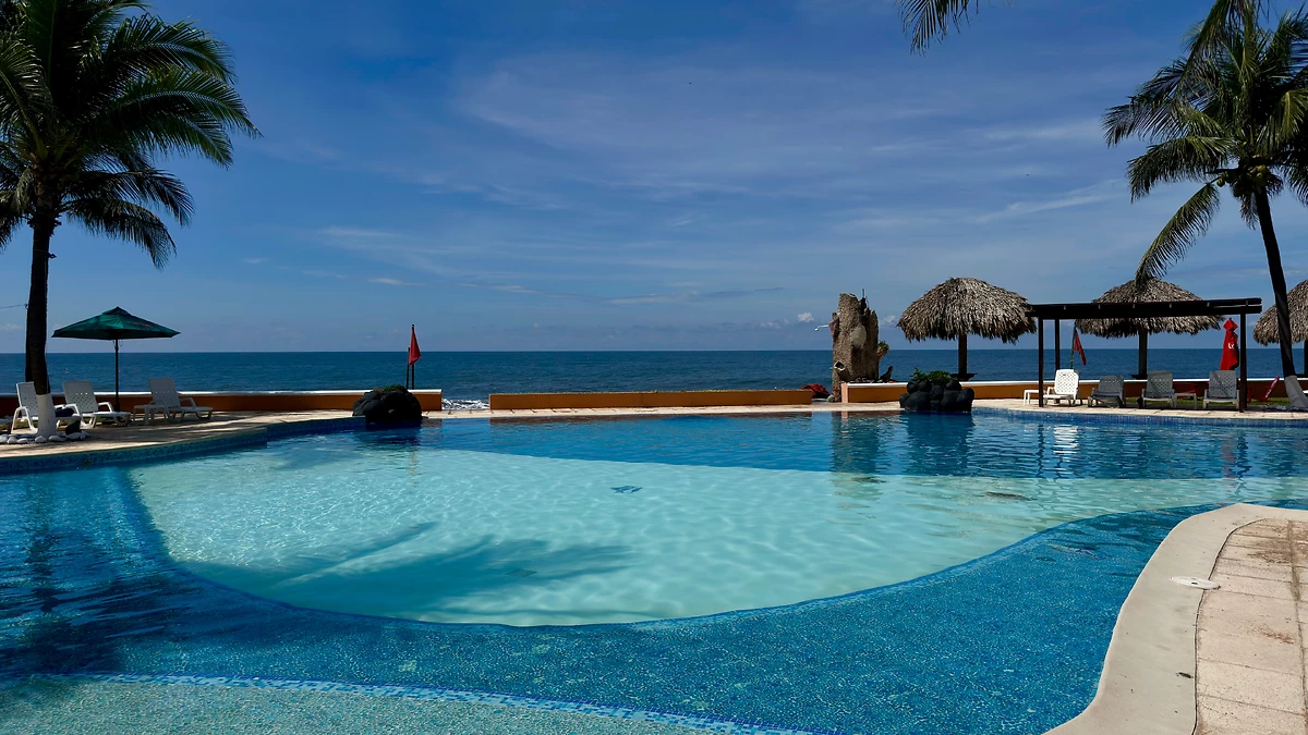 Piscine d'un hôtel à Taxisco, Santa Rosa, Guatemala