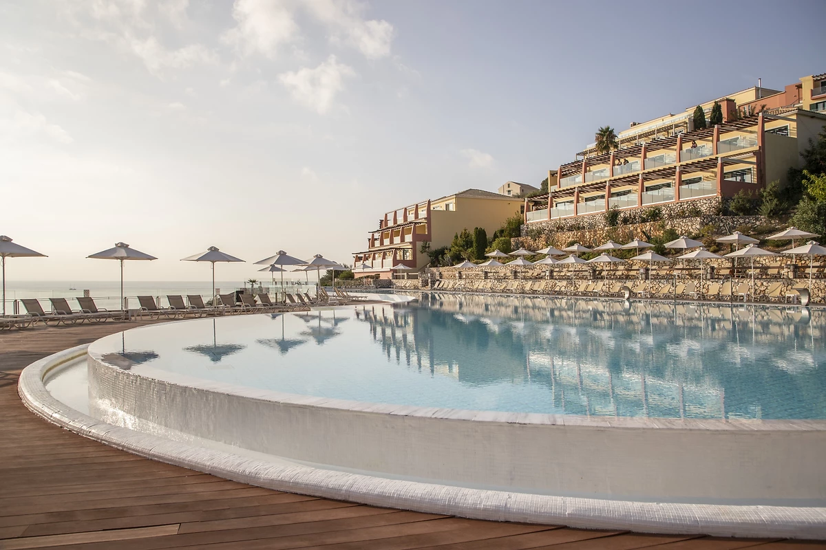 LOUIS Apostolata Island Resort & Spa - 5* - 2