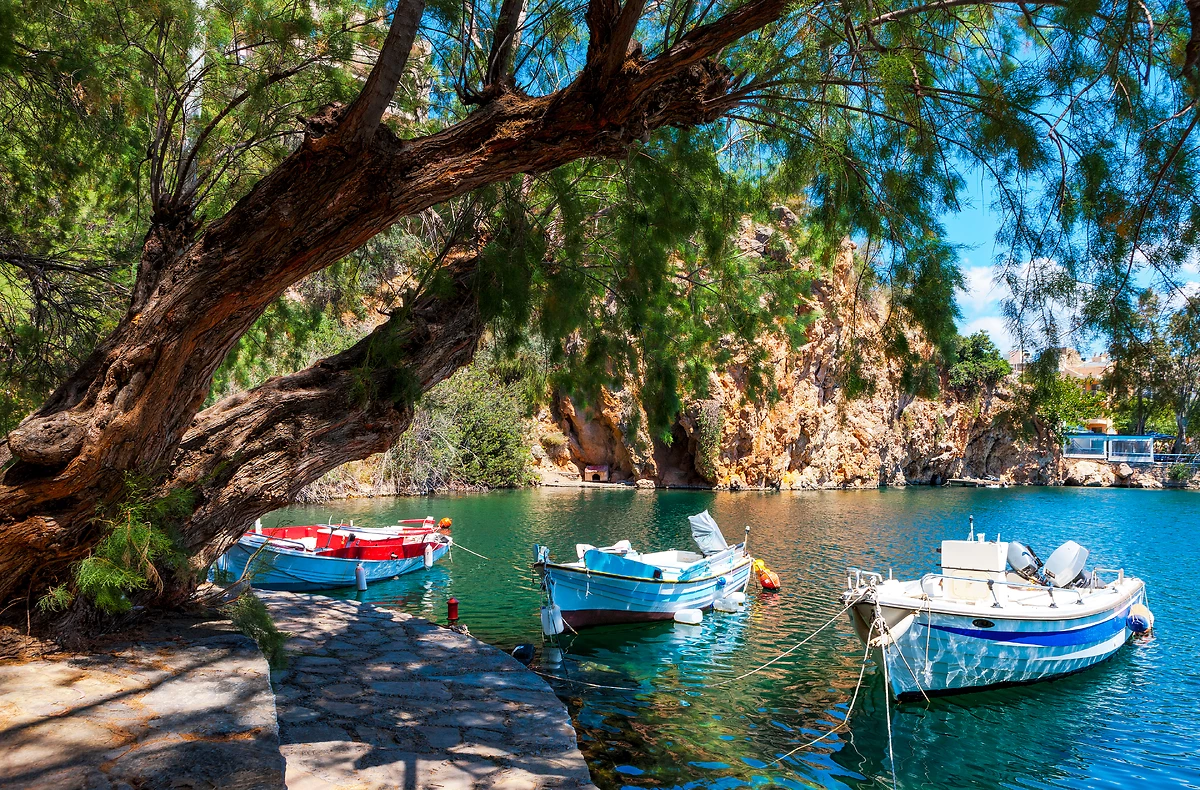 Bateaux sur le lac Voulismeni, Agios Nikolaos, Crète, Grèce