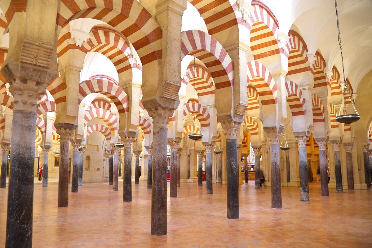 Intérieur de la Grande Mosquée de Cordoue