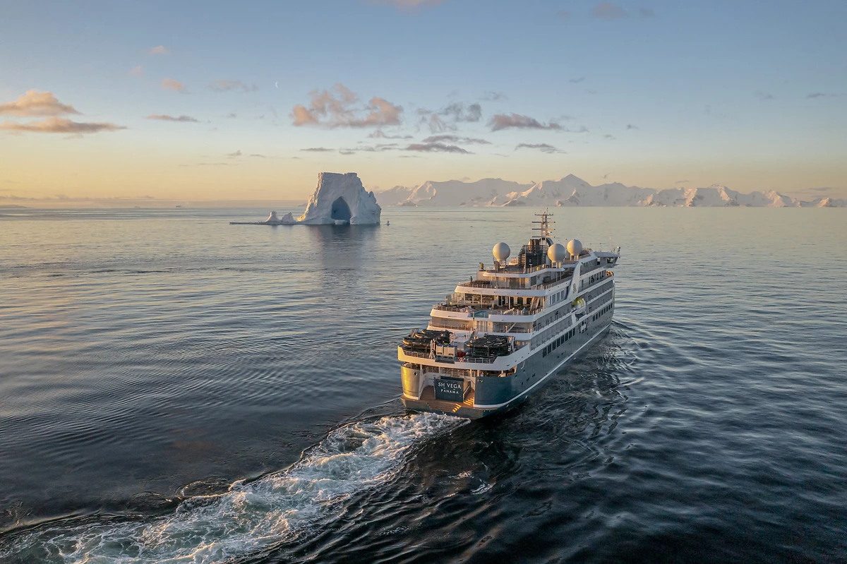 SH Vega en Antarctique, Swan Hellenic
