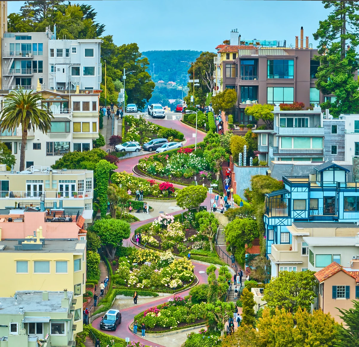 Route sinueuse de la Lombard Street