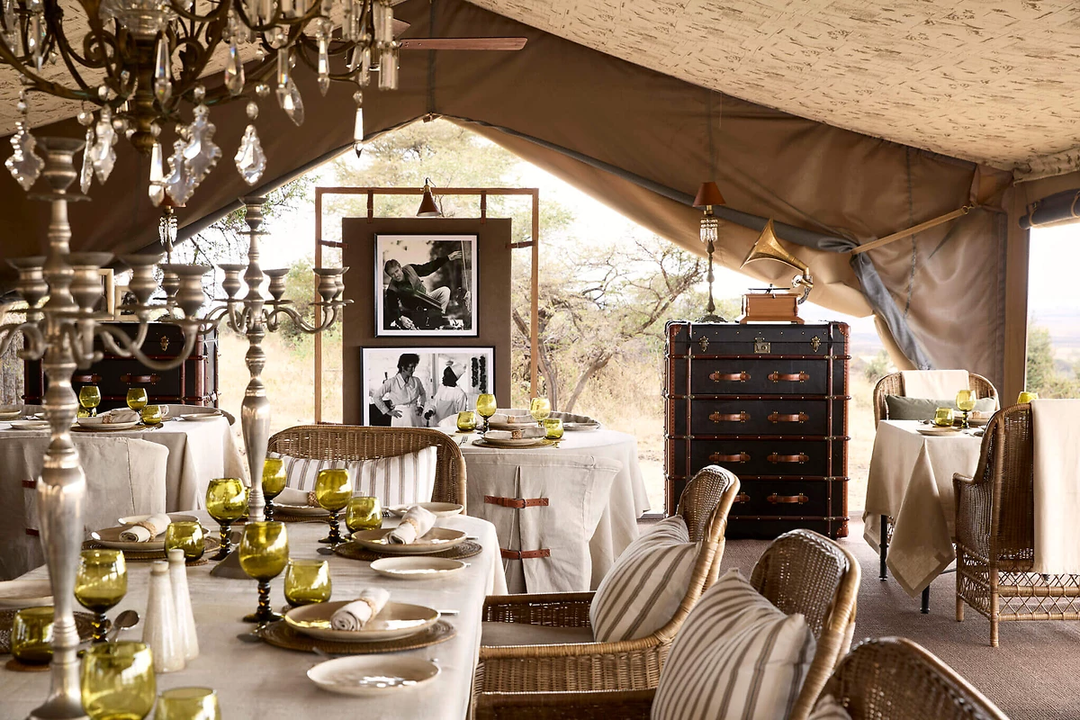 Visuel Hotel - Out of Africa by Laba Explorer