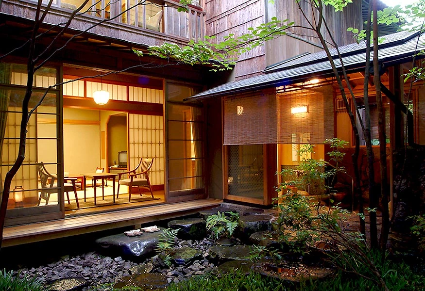 Visuel Hotel - Nishimuraya Honkan