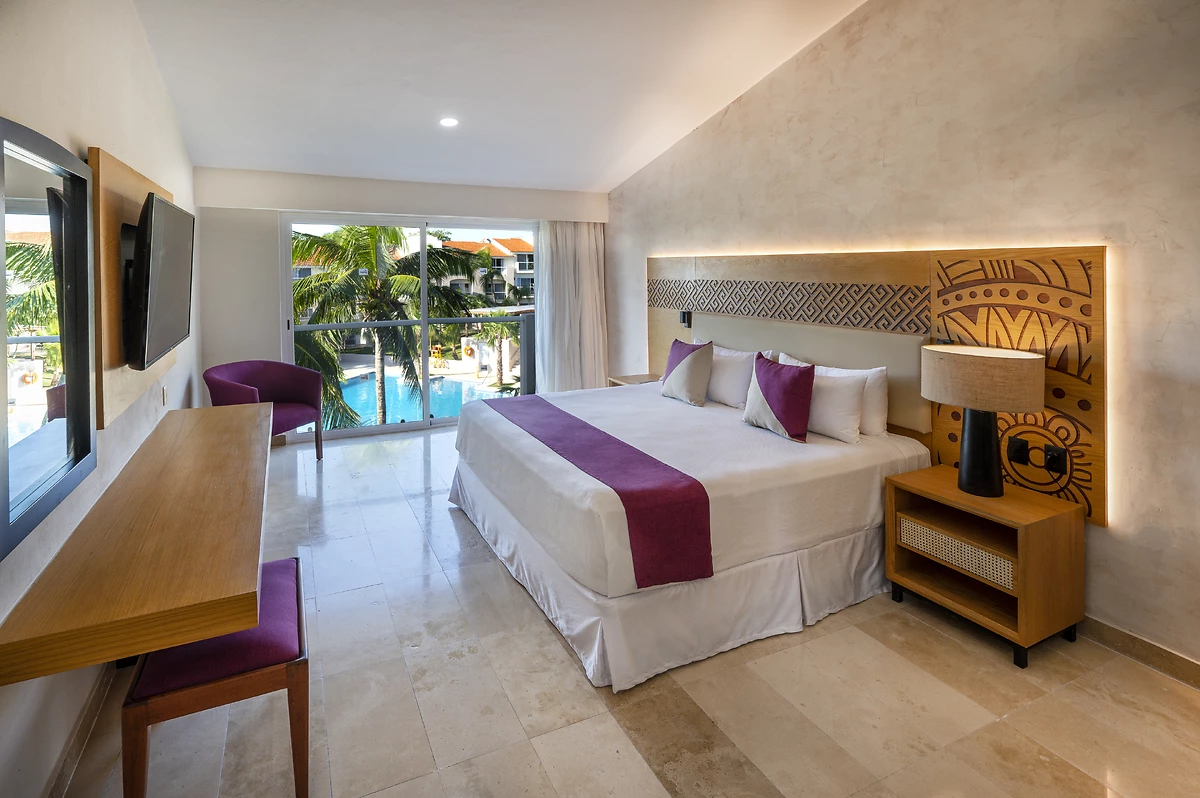 Image Chambre supérieure vue piscine