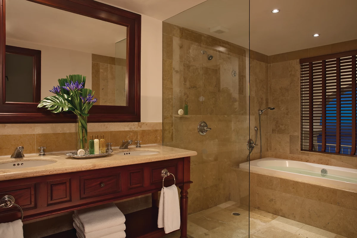 Chambre deluxe et suites vue jardin